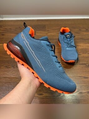 Kricely Trail Running Shoes in blue and orange size Men’s 11